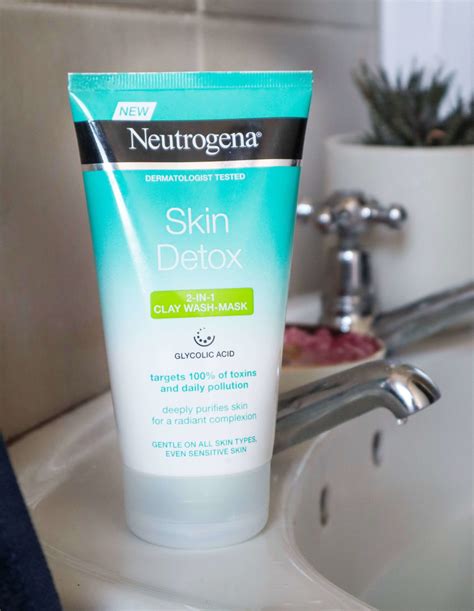 Neutrogena Skin Detox